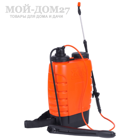 Опрыскиватель ранцевый 15 л. ЖУК классик (ОГ-112) | Мой-Дом27 | Бак, объемом 15 л, позволяет обрабатывать большие по площади участки, а универсальная конструкция предусматривает возможность переоборудования опрыскивателя для работы как правой, так и левой рукой.<br>
 Удобные плечевые ремни снимают напряжение в спине во время работы.<br>
 Расход рабочей жидкости 0,6-0,8 л/мин<br>
Регулировка распыла: от струи до тумана